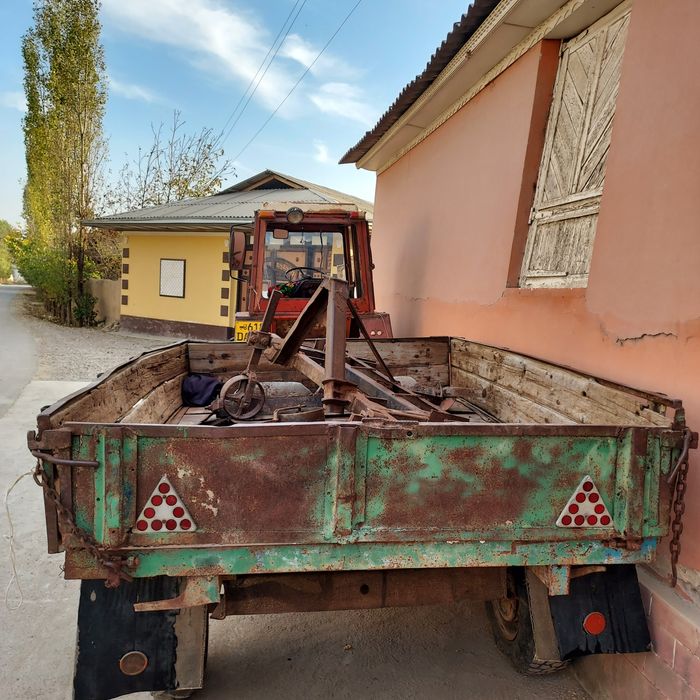 T25 traktori sotiladi pat pat