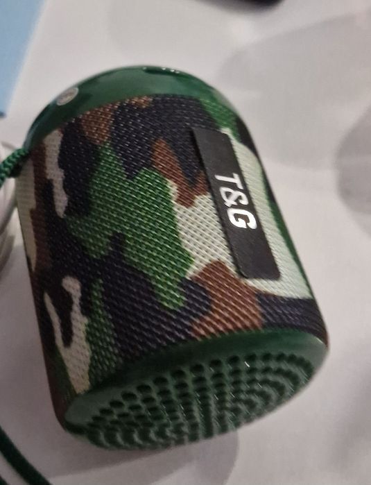 Boxa Bluetooth,  se încarcă doar la laptop/ calculator