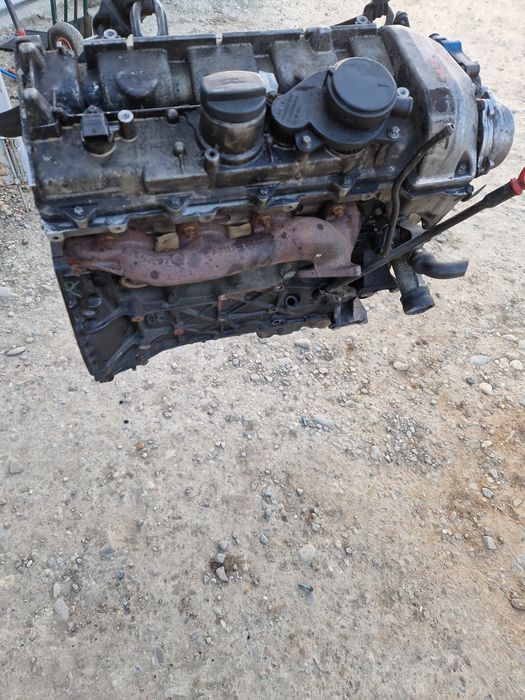 Motor fără accesorii Mercedes 611 2.2 D