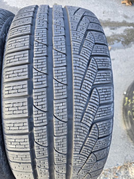 Anvelope iarna 245 40 20