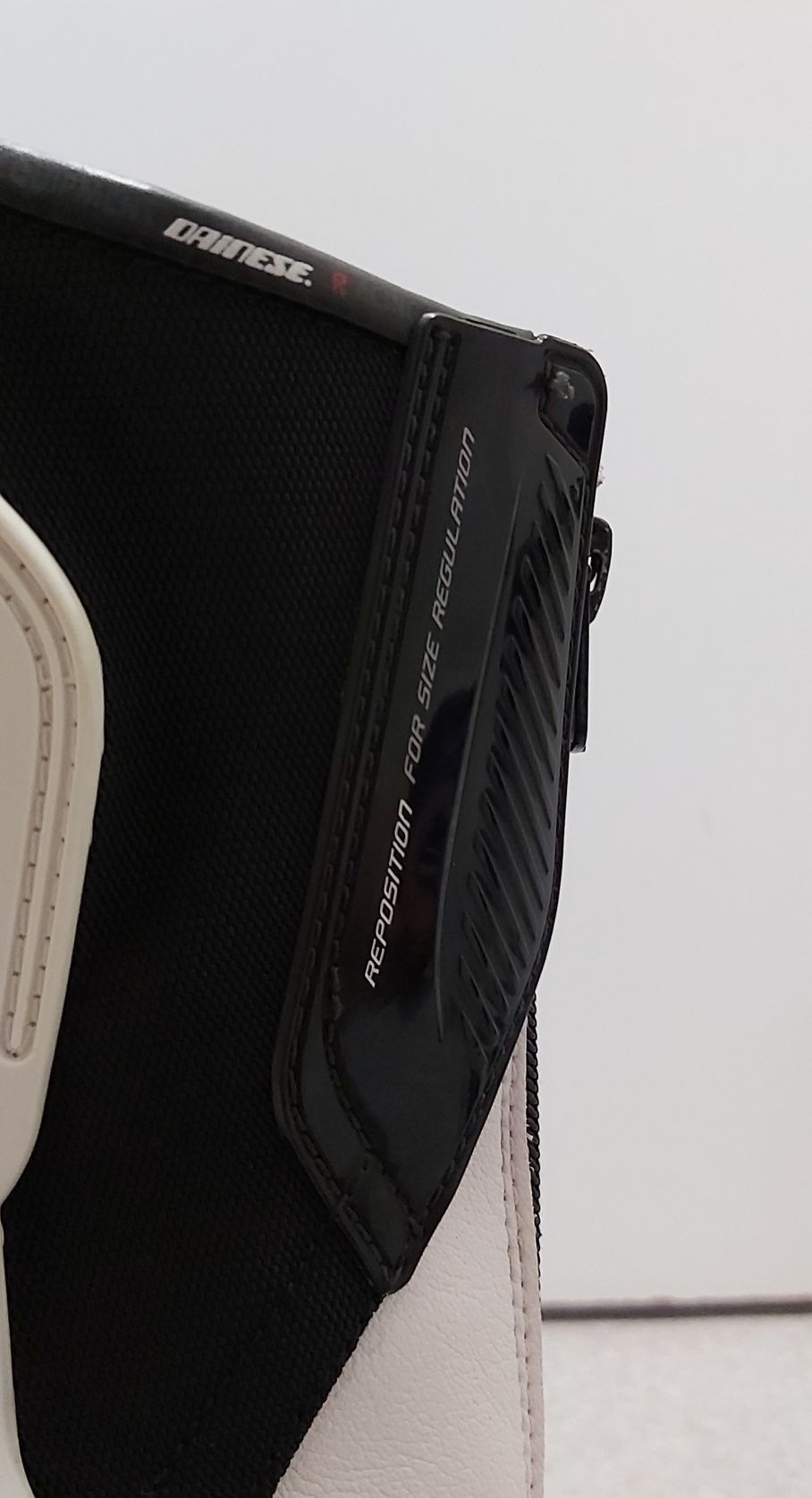 Dainese Torque Race Out N°44