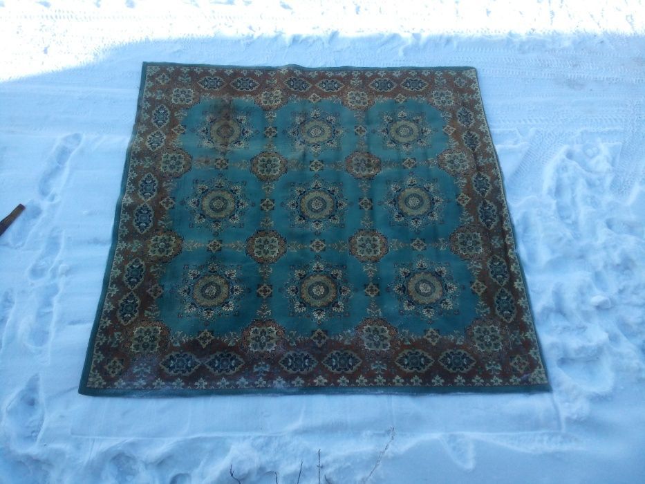 Продаю ковер 3х3