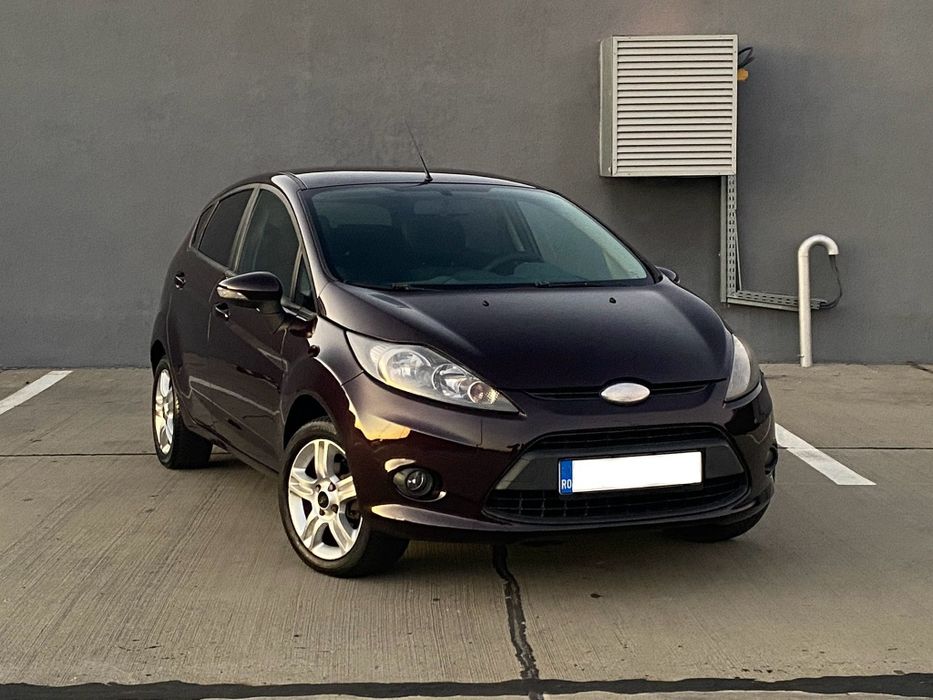 Ford fiesta 1.2 benzina înmatriculat în Ro