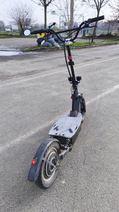 Trotineta Electrica Revoluzzer 1.0