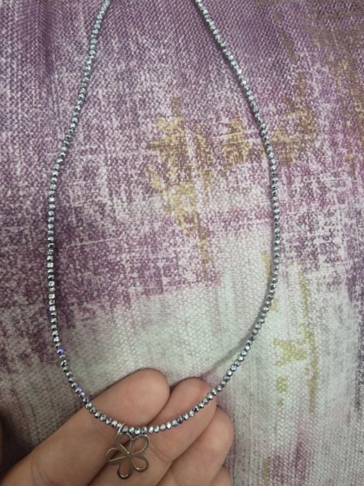 Handmade  lantisor de argint  cu pietricele