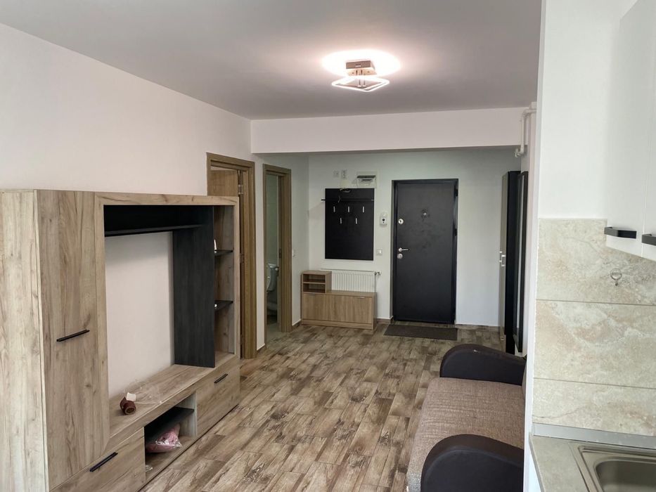 Apartament de închiriat cu loc de parcare