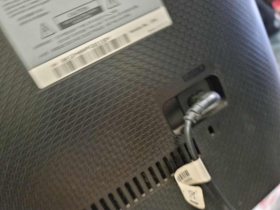 Монитор - телевизор 24 инча Samsung