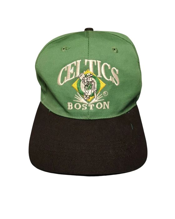 Шапка на Boston Celtics