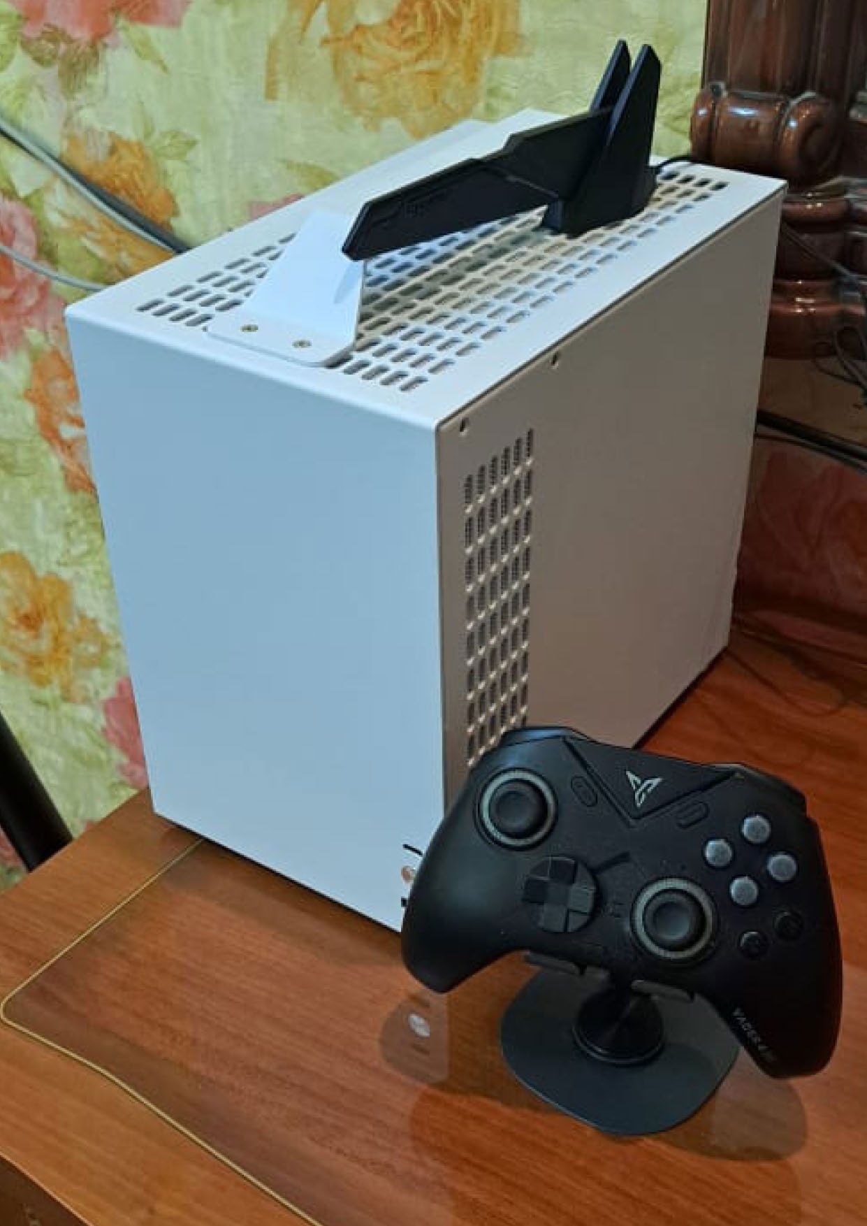 Продаю игровой ПК. Размер mini-itx.