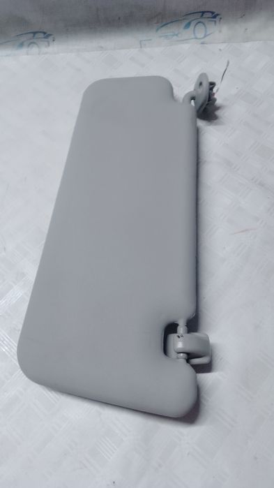 parasolar dreapta  suzuki vitara 1.6 benzina 2016