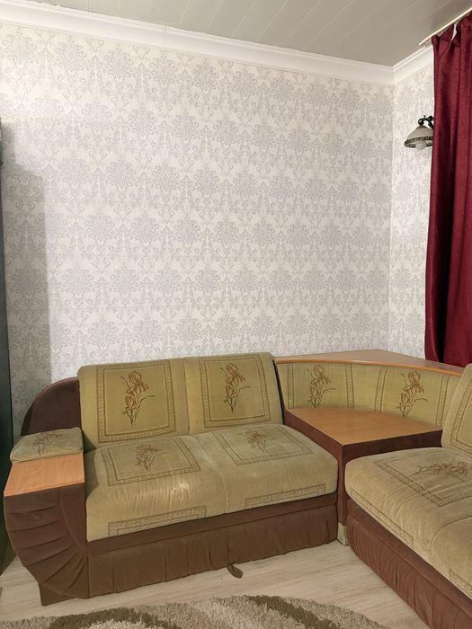 Продаю угловой диван