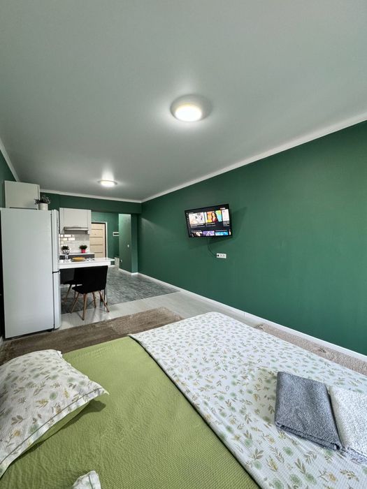 Арбат, центр час 2500 тг, на ночь 15000 тг