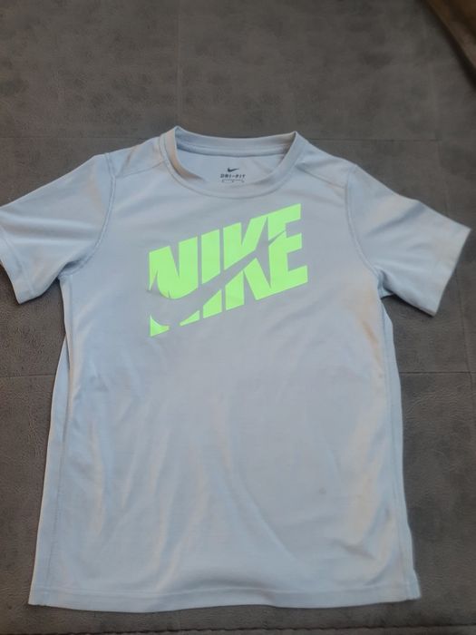 Тениска Найк размер 137-147