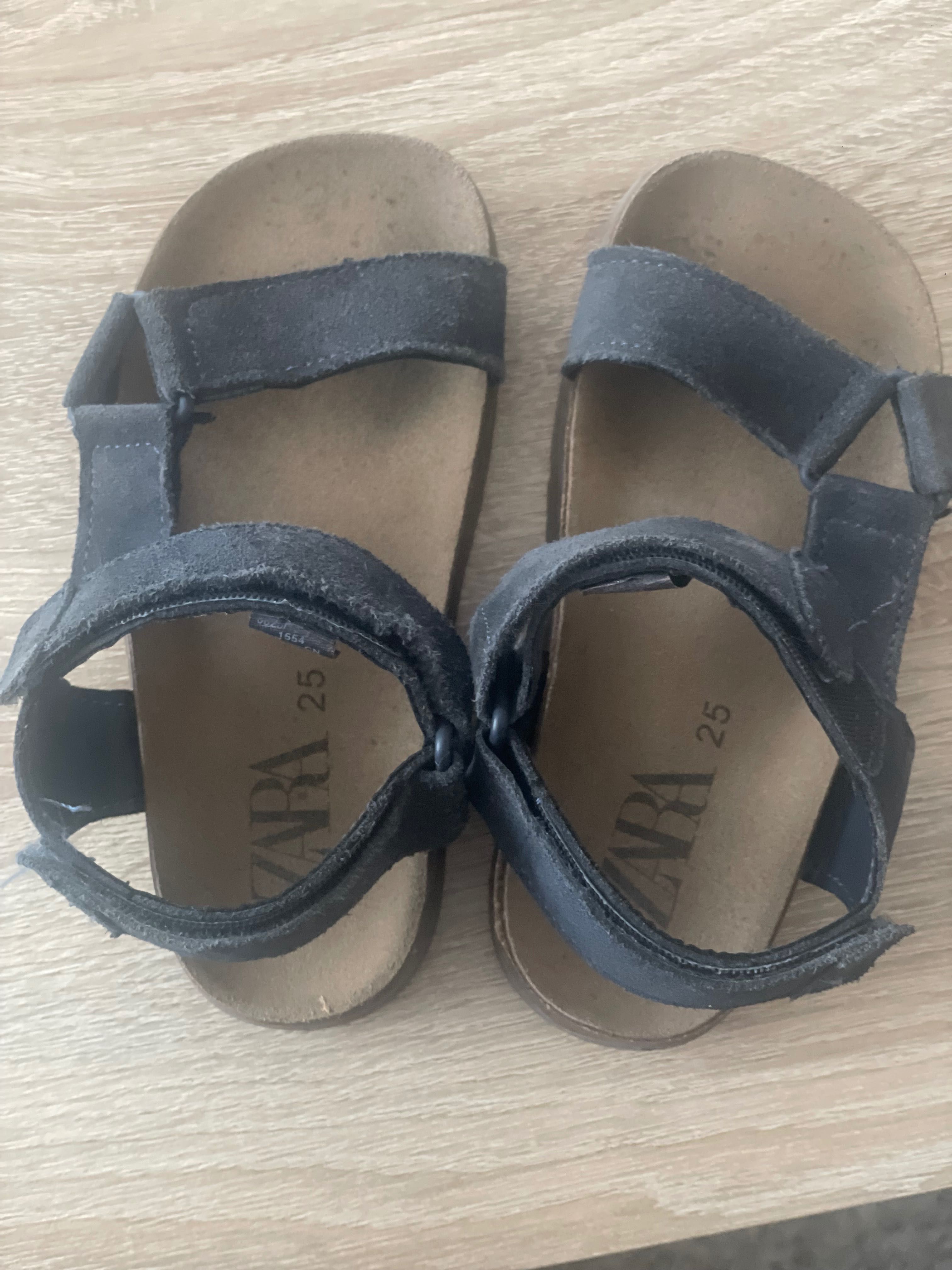 Детски сандали Zara