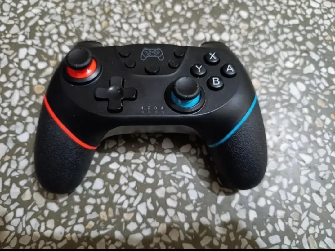 Контроллер NS2 Switch Pro с 6-осным контролем движения, вибрациями