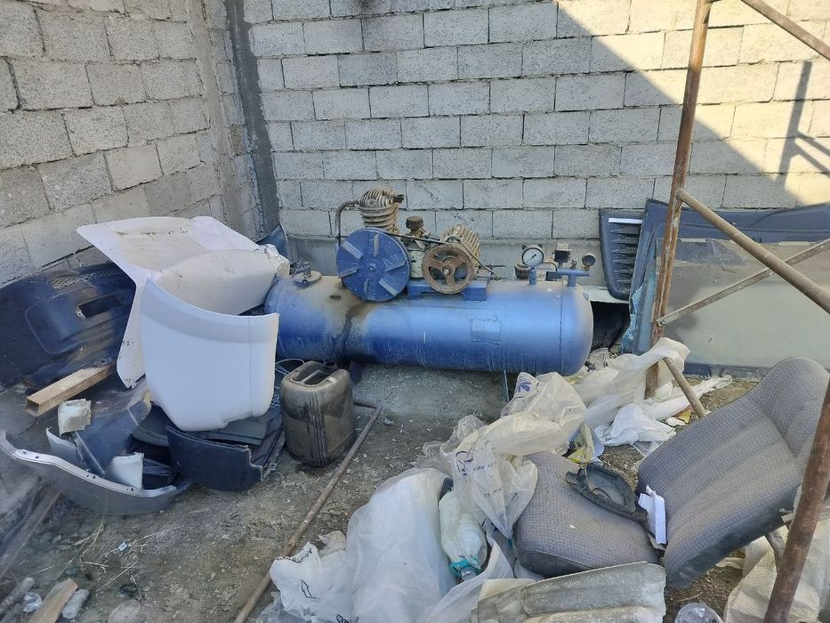 Компрессор сотилади срочно