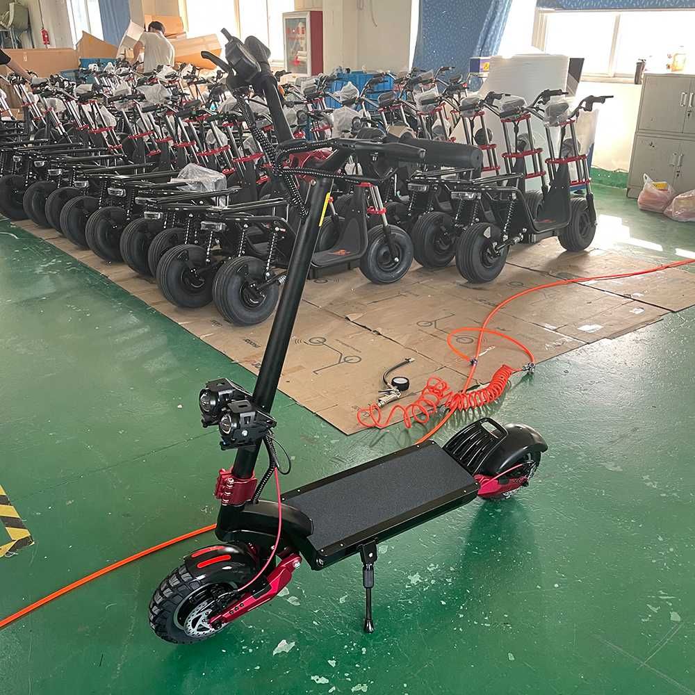 Trotineta electrica dual motor 2600w60v15ah Tehnologie dual motor 2025