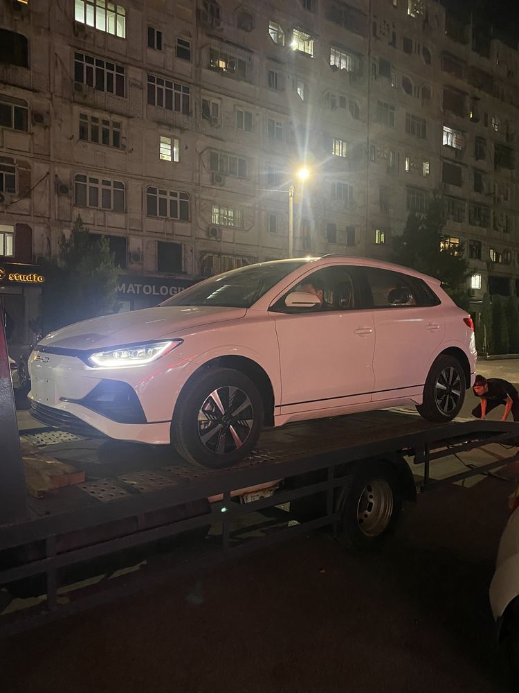 Byd E2 Luxury Full, 2025-yil, Bez probeg, NATARIUS tayyor, No'mer olin