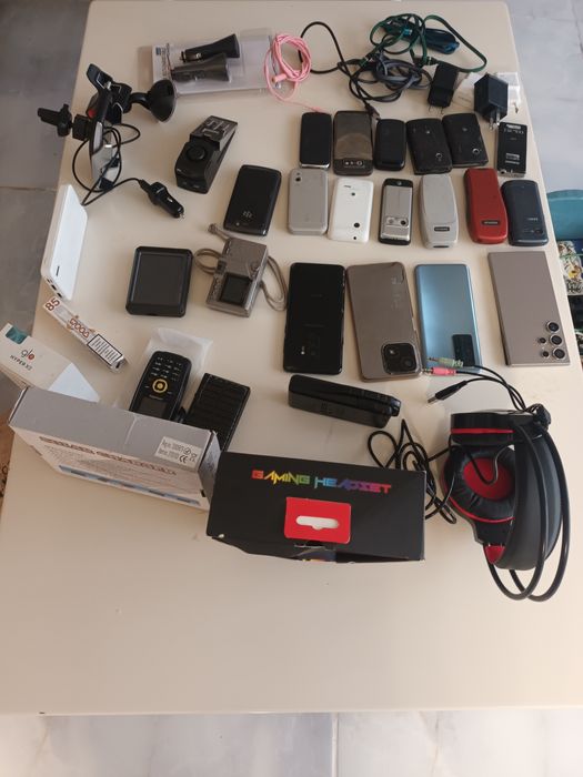 Здравей Те продавам работешти телефони и неработешти