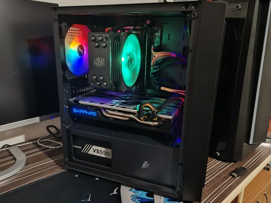 Настолен компютър