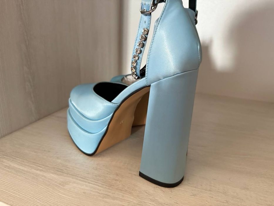 Привезли из москвы