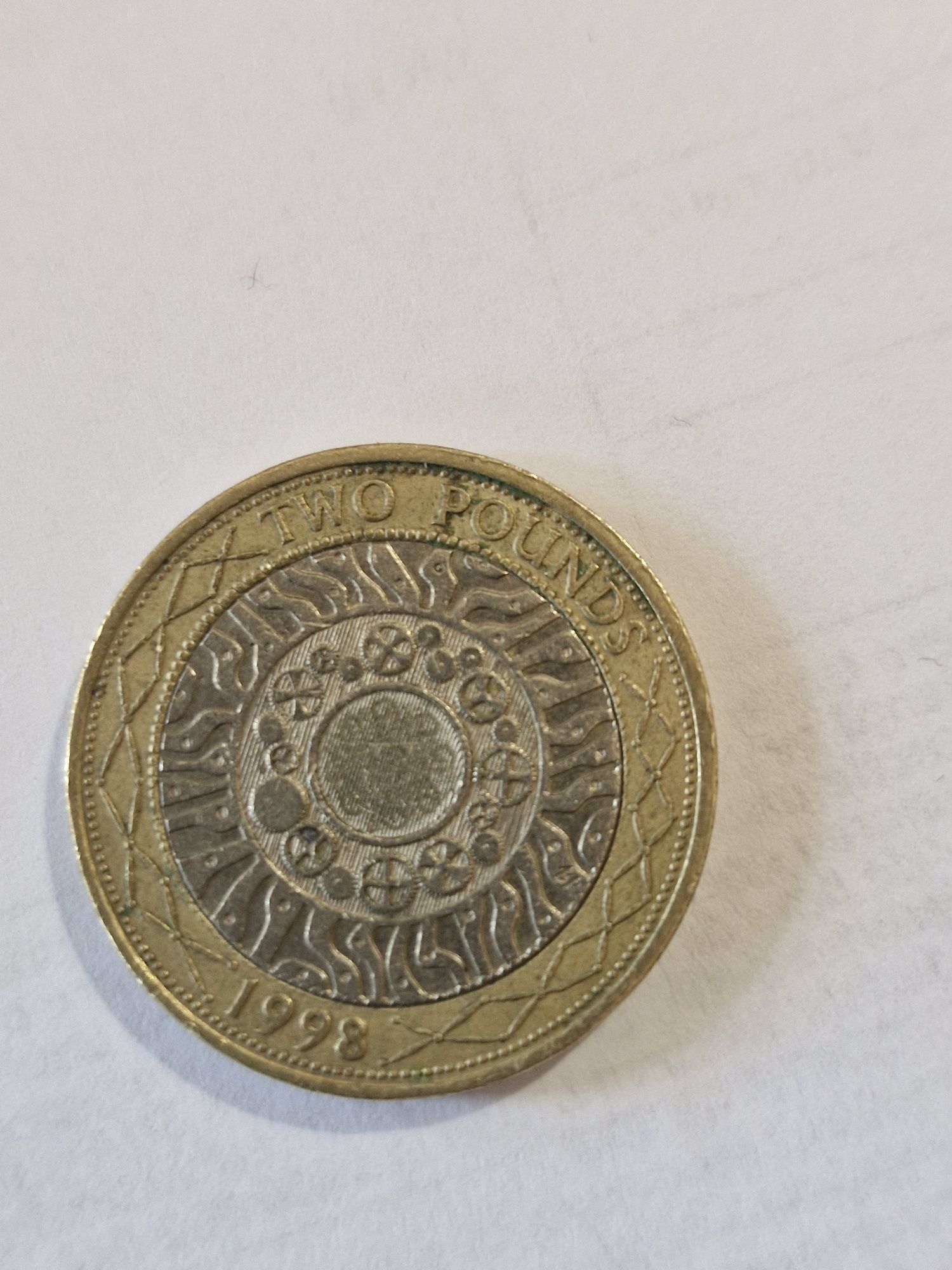 Vând moneda two polinds 1998 UK