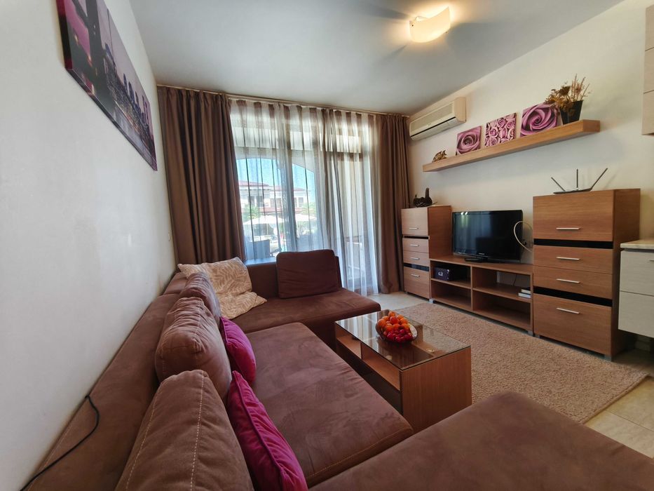 Продава се Двустаен апартамент в Созопол - 61 кв.м за 1623 €/кв.м - Снимка #3