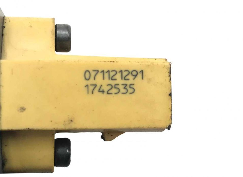 Injector DAF XF105, CF85 IV / piese motor DAF/dezmembrez DAF