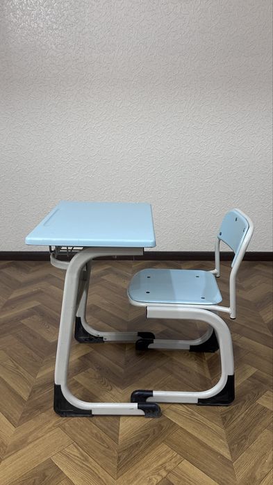 Парта и стул для учебы — удобный комплект