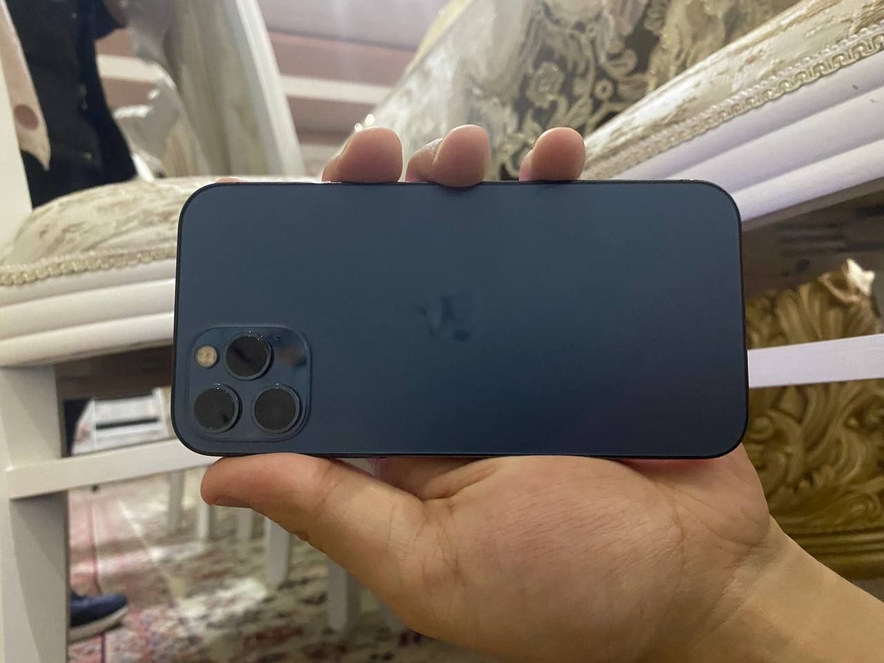 Iphone 12 pro sotladi