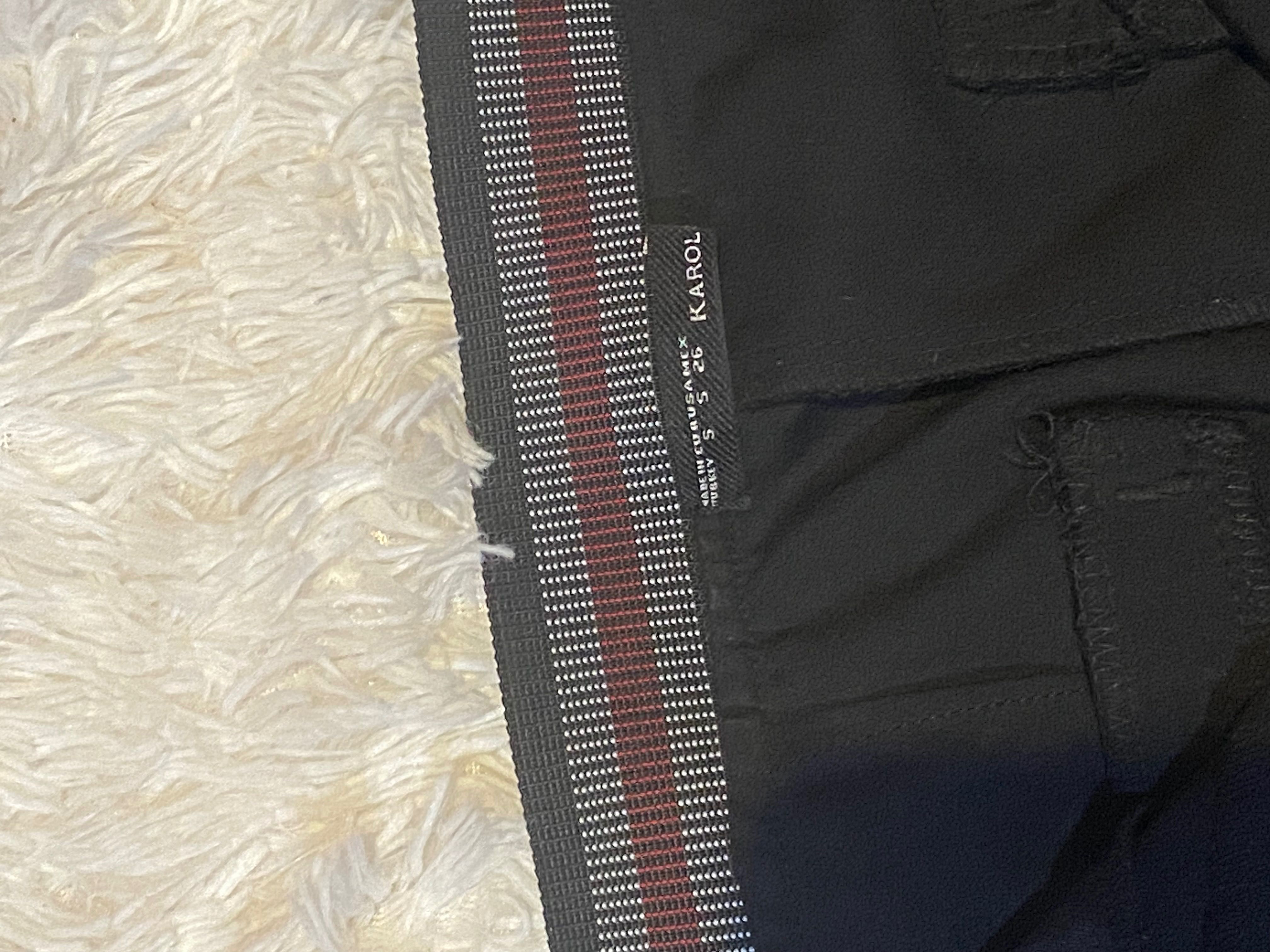 Черен панталон с ластик