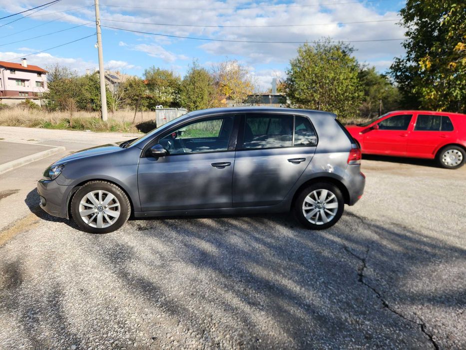 Продавам VW Golf 1.6 TDI