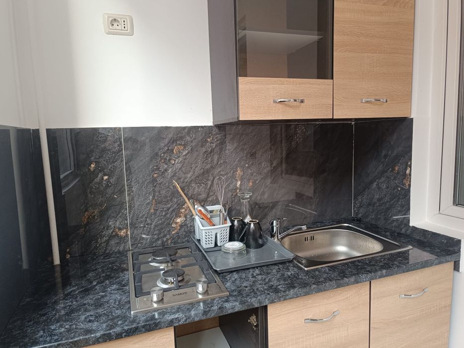 Regim hotelier/închiriez zi