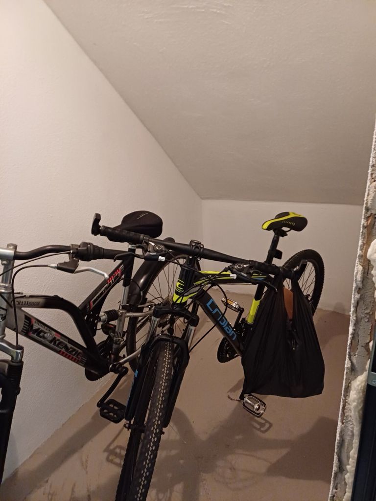 Продава се Гараж / Паркомясто в Пловдив, Мараша - 16 кв.м за 1938 €/кв.м - Снимка #3