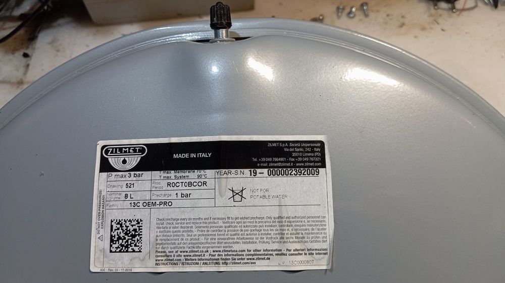 Vas de expansiune pentru centrala termica Ariston Cares Premium 24 EU2