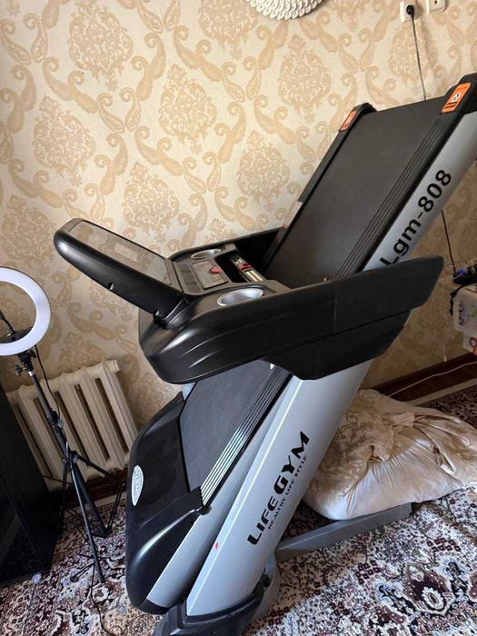 Yugurish trenajyori LIFE GYM Lgm-808 — a’lo holatda!