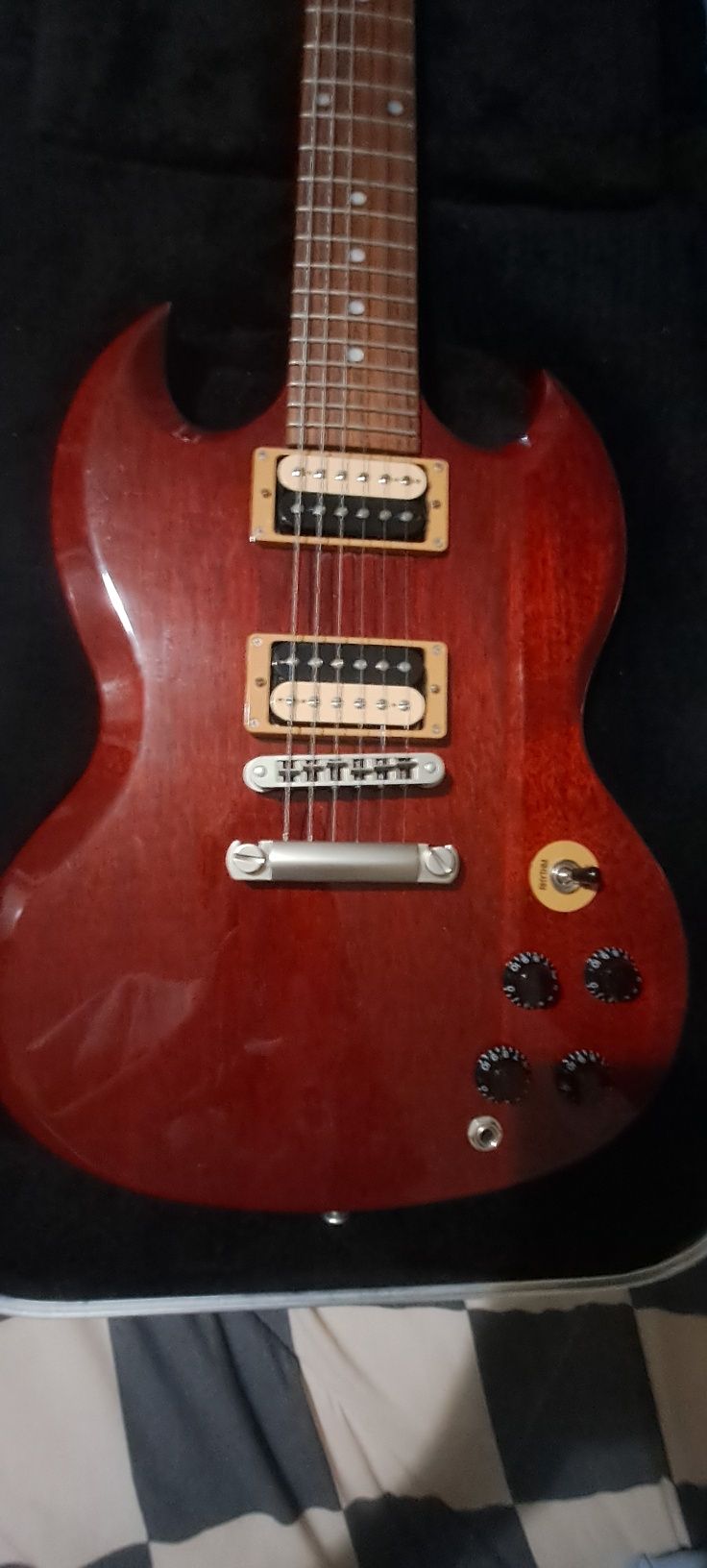 Юбилейна китара Gibson limited edition SG