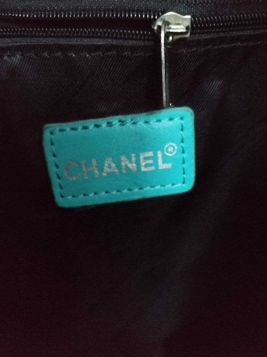Куфар тип пътна чанта с колелца Шанел ръчен багаж CHANEL