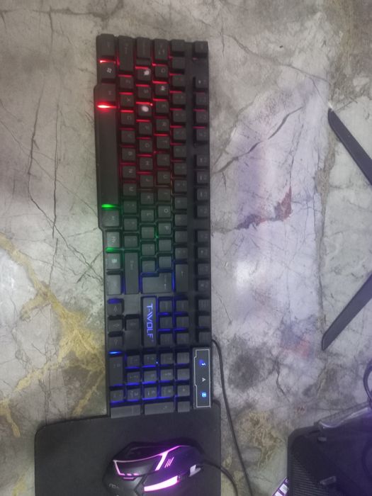 Тайёр кампютер оласиз ишлатасиз 100 фоиз гарантия ишлашига