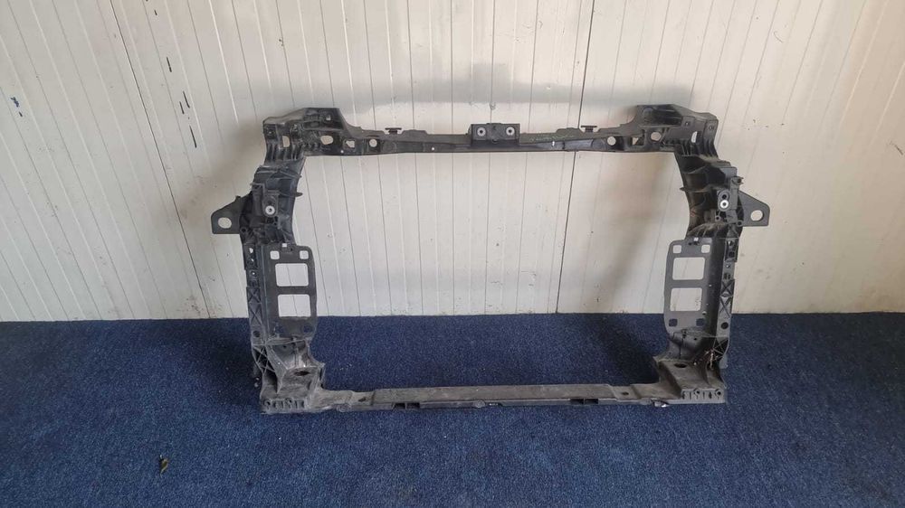 trager  capota aripa  VW Touareg cr  2020