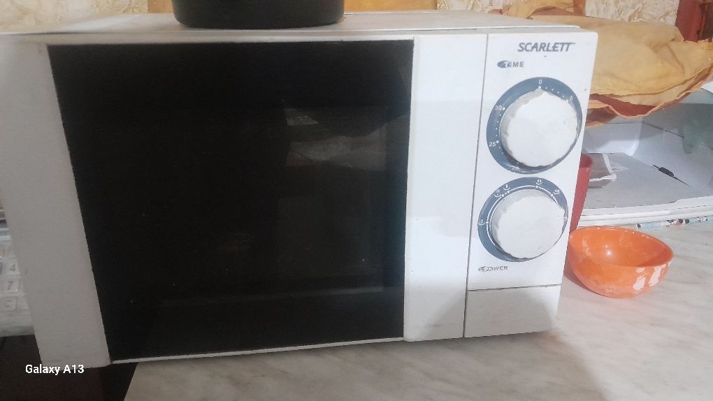 Продам микроволновку и тарелки