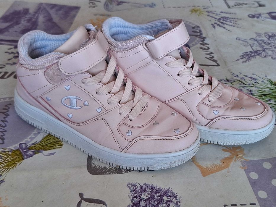 Дамски високи зимни кецове - номер 39