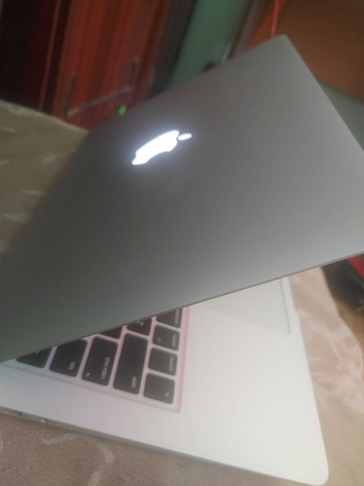 Macbook Air A1466 i7