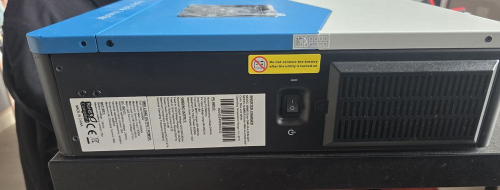 Invertor hibrid Easun, 4,2 KW, 24 V, adaptor wifi, interfata BMS