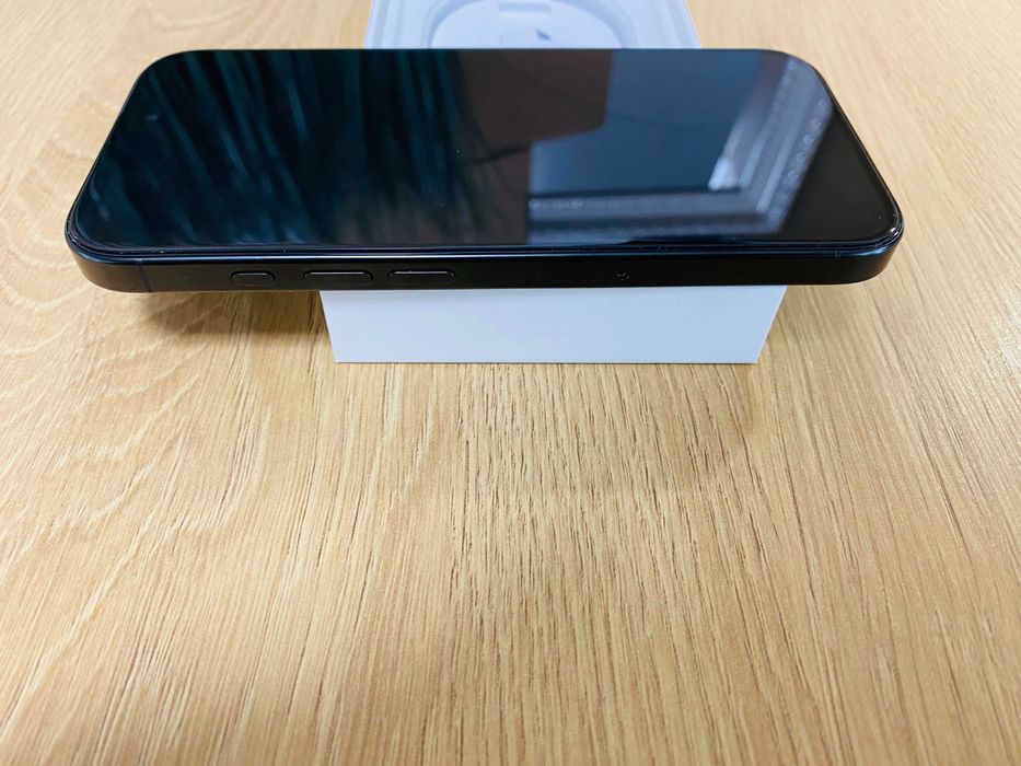 НОВ !!! Apple iPhone 16 Pro, 256GB, 5G, Black Titanium, 100%