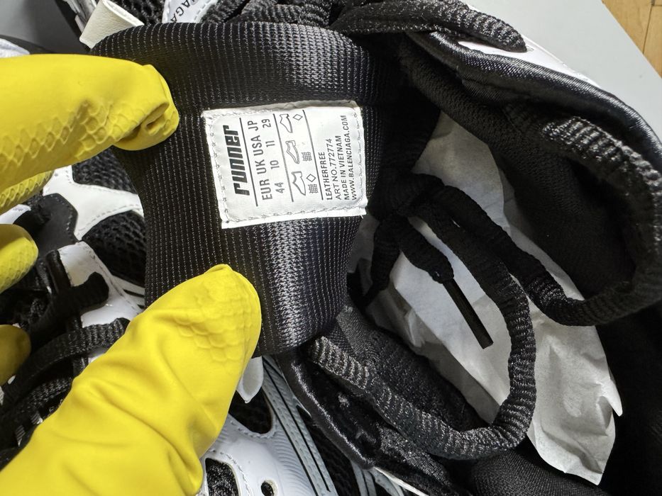 Adidasi Balenciaga Runner low-top sneakers black and white