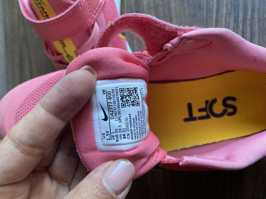 Маратонки Nike и New Balance