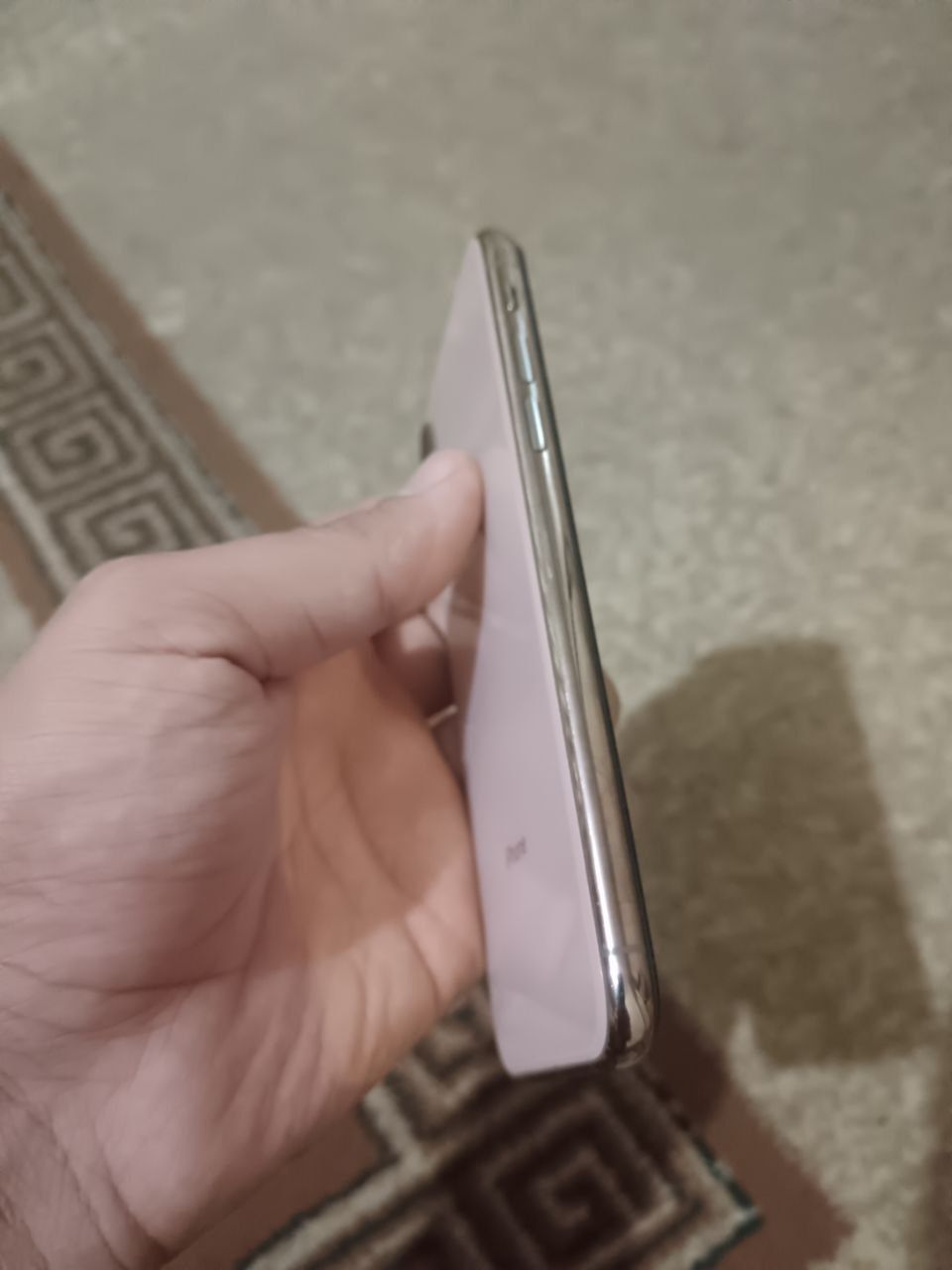 Iphone xs gold face tru ton bor