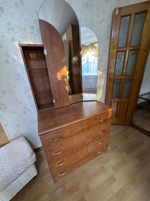 Продам мебель б/у в хорошем состоянии