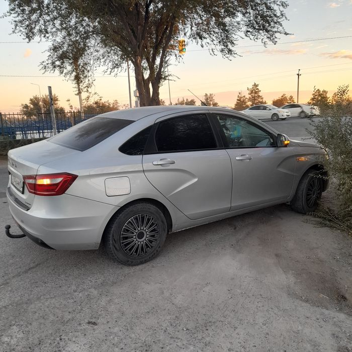 Продам лада веста